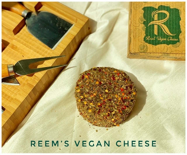 Chèvre Cheese/ mixed herbs<br>**PRE-ORDER 5 DAYS**