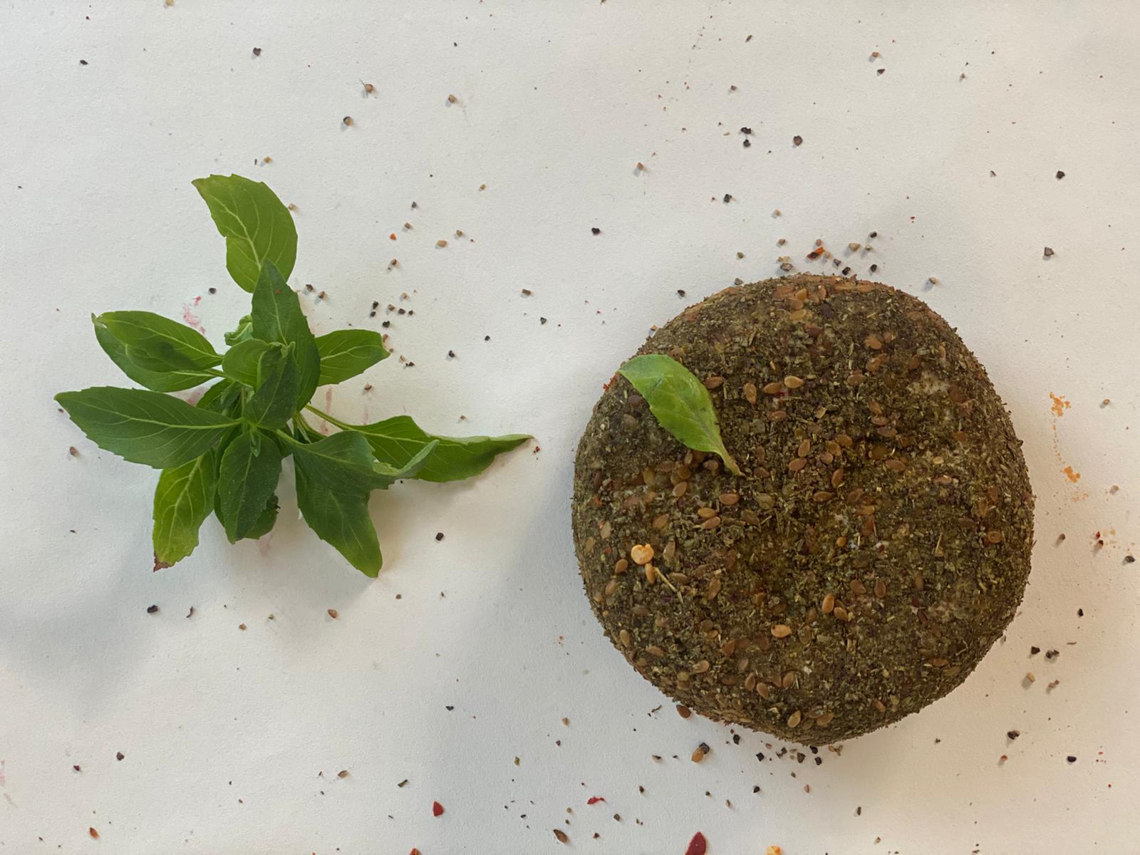 Chevre / Zaatar<br>**PRE-ORDER 5 DAYS**
